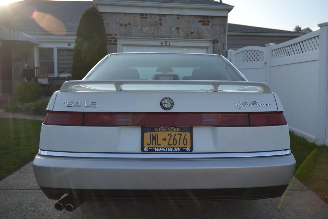 1994 Alfa Romeo 164 - Image 29 of 31