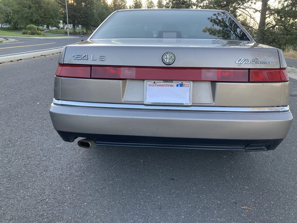 1994 Alfa Romeo 164 - Image 10 of 31