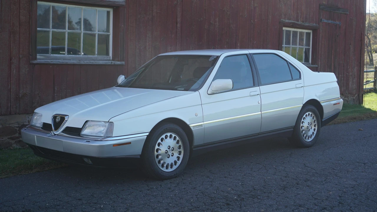 1994 Alfa Romeo 164 - Image 2 of 31