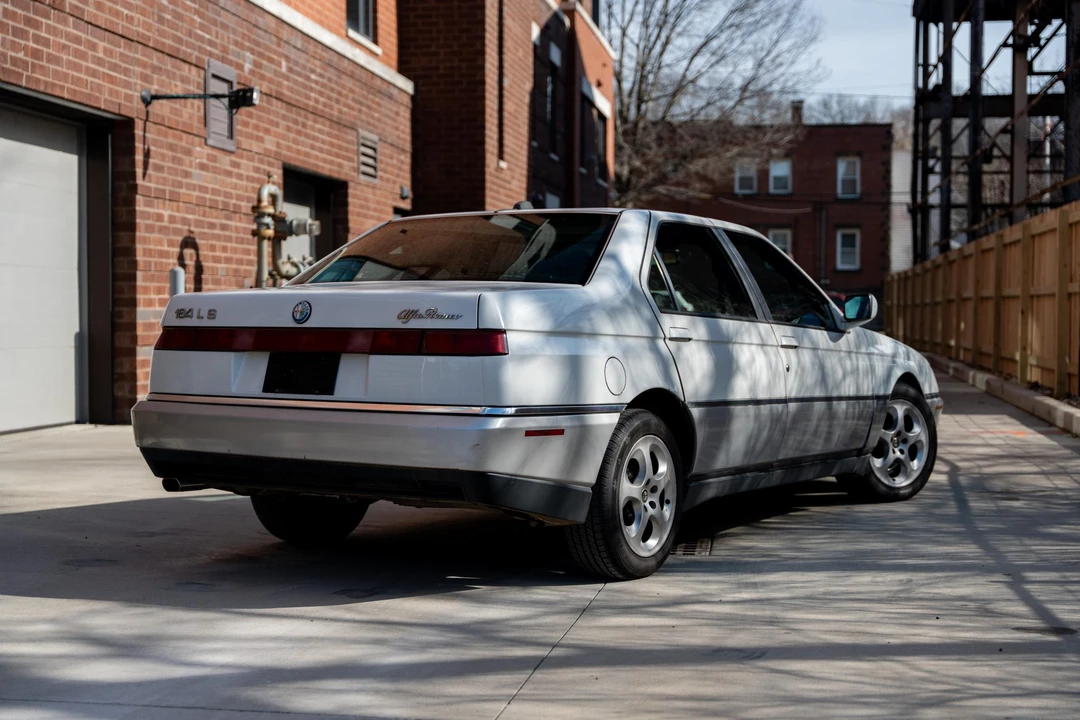 1994 Alfa Romeo 164 - Image 16 of 31