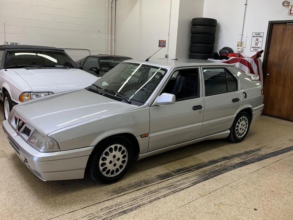 1994 Alfa Romeo - Image 12 of 31
