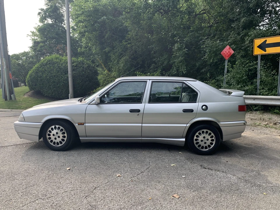 1994 Alfa Romeo - Image 9 of 31