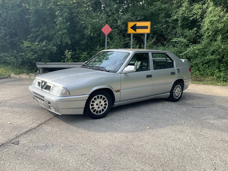 1994 Alfa Romeo - Image 2 of 31