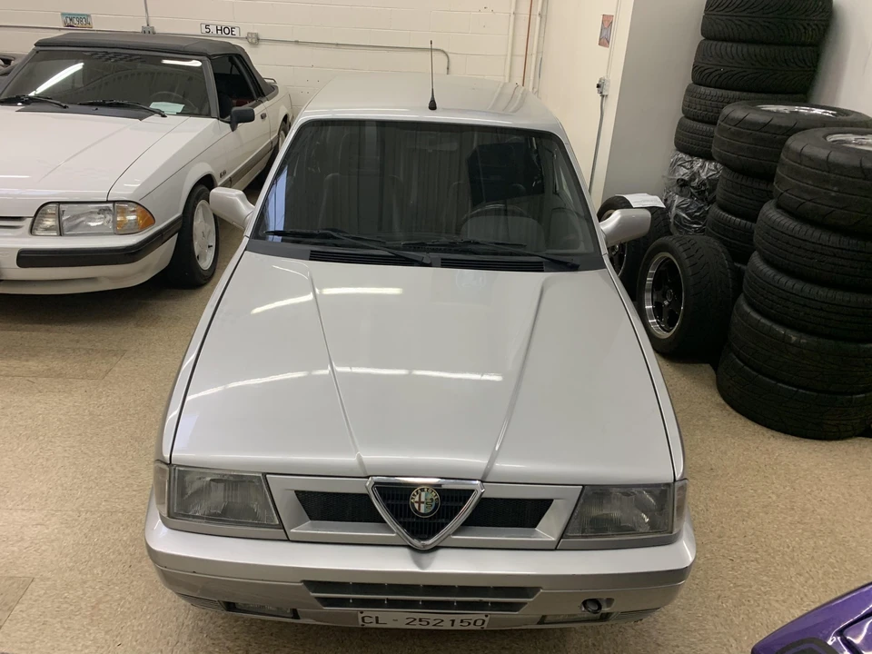 1994 Alfa Romeo - Image 13 of 31