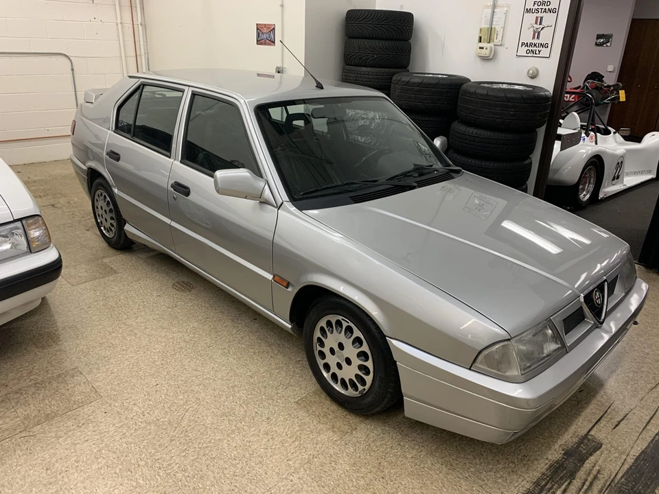 1994 Alfa Romeo - Image 16 of 31