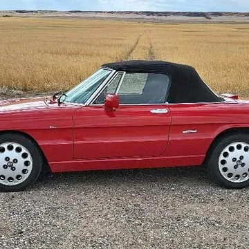 1994 Alfa Romeo Spyder Commemorative Edition