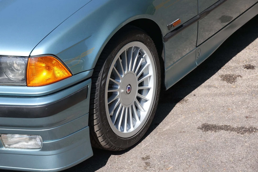 1994 BMW Alpina B3 - Image 9 of 31