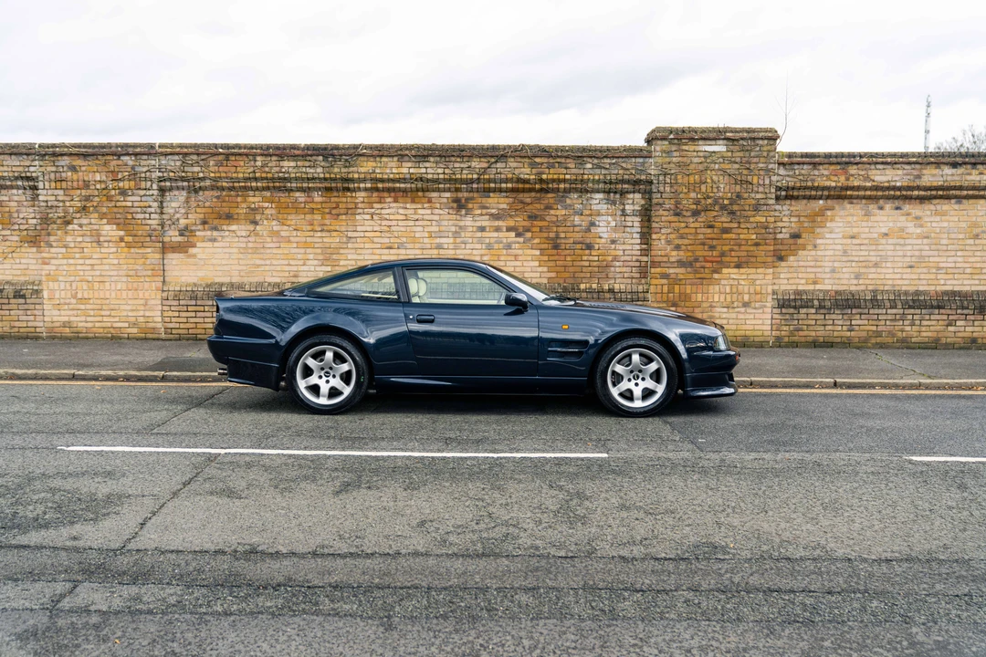 1994 Aston Martin Vantage (1993-2000) - Image 9 of 31