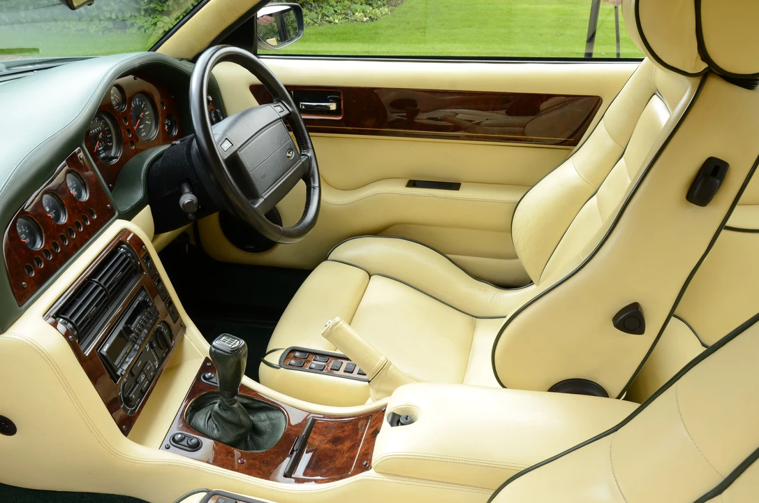 1994 Aston Martin Vantage (1993-2000) - Image 3 of 26