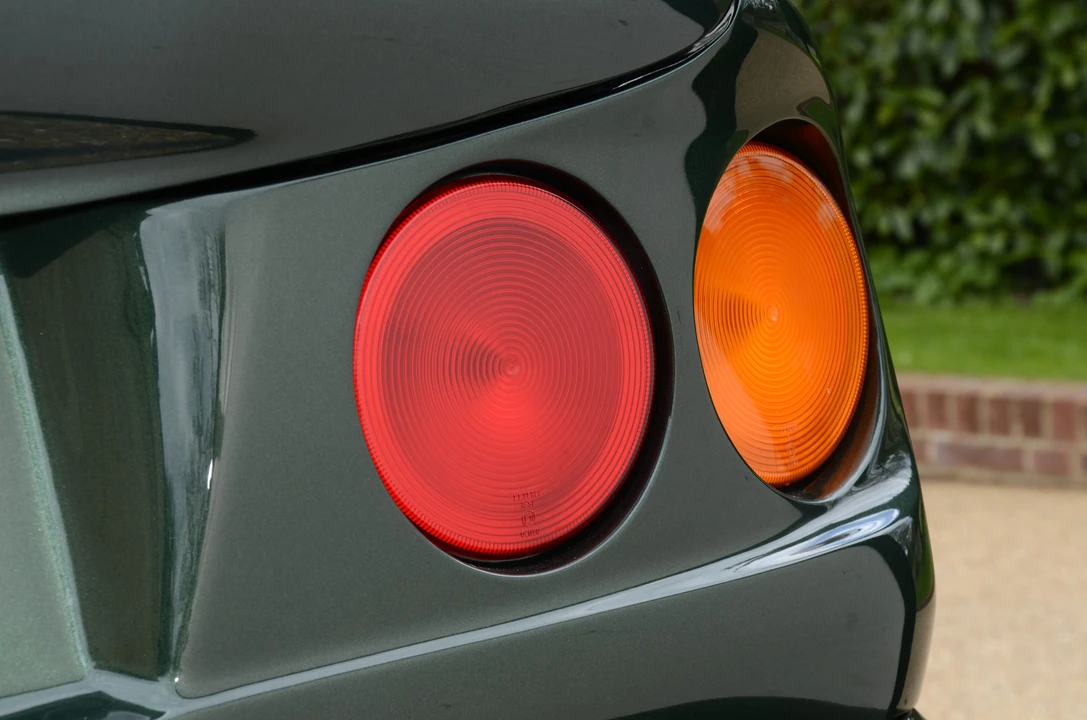 1994 Aston Martin Vantage (1993-2000) - Image 13 of 26