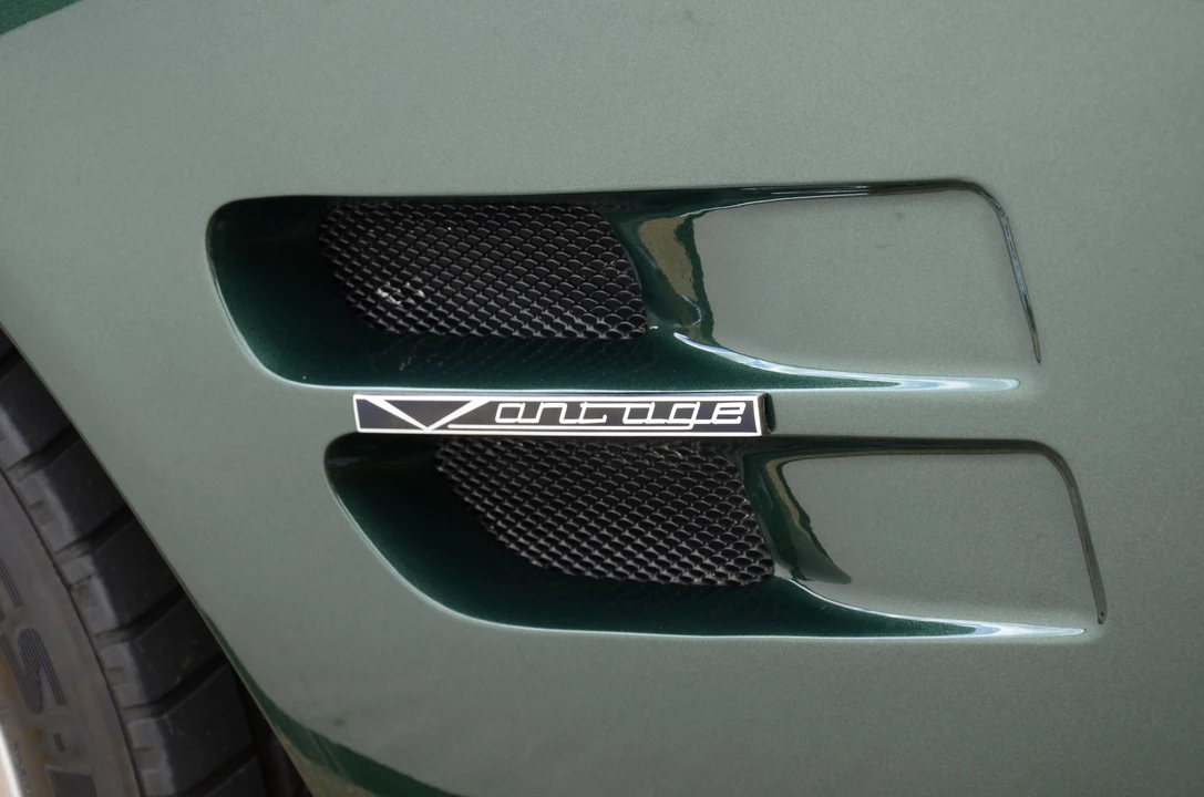 1994 Aston Martin Vantage (1993-2000) - Image 12 of 26