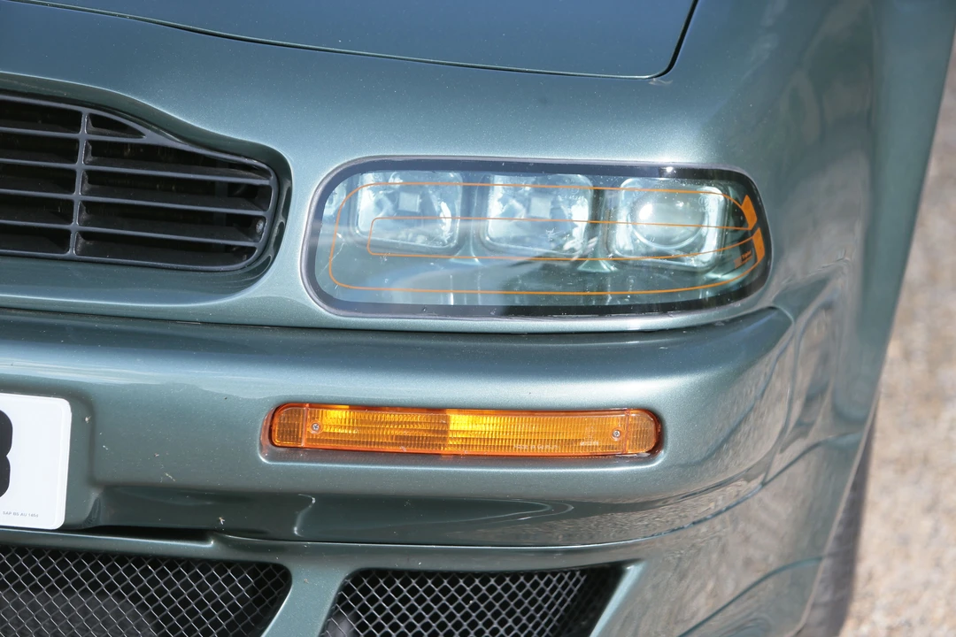 1994 Aston Martin Vantage (1993-2000) - Image 12 of 19