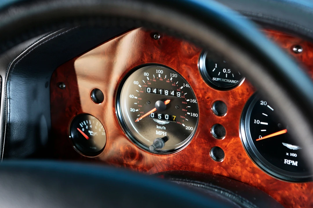 1994 Aston Martin Vantage (1993-2000) - Image 7 of 19