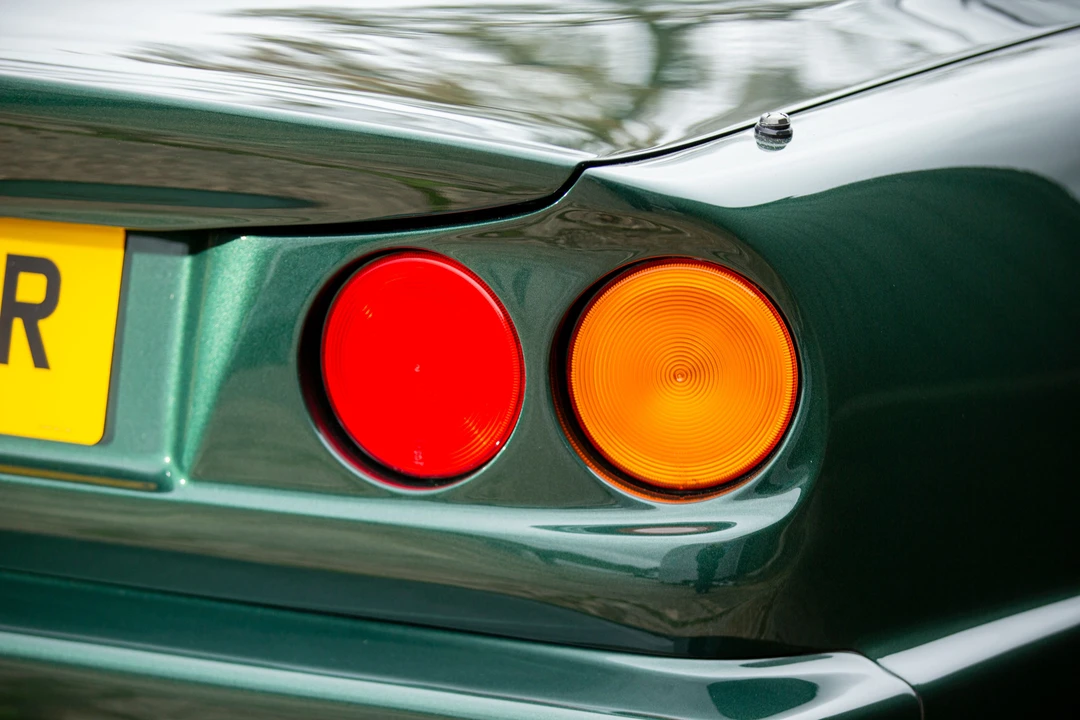 1994 Aston Martin Vantage (1993-2000) - Image 8 of 23
