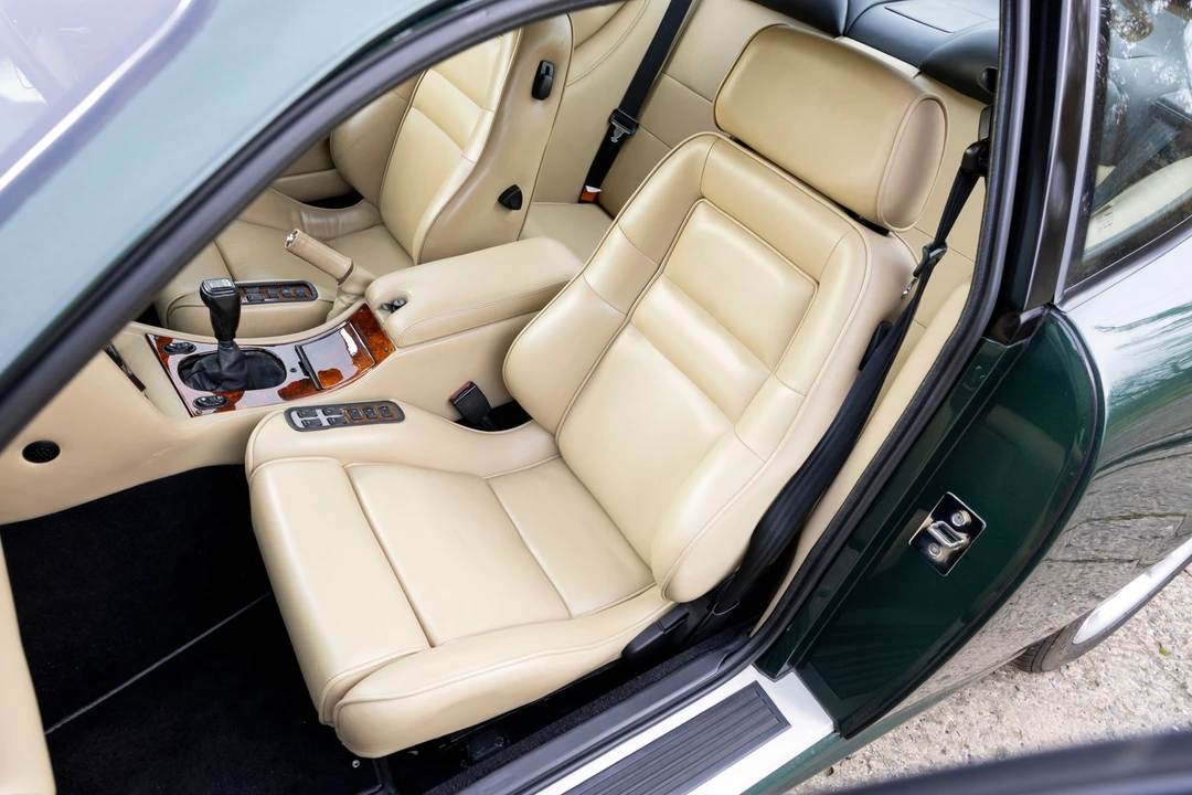 1994 Aston Martin Vantage (1993-2000) - Image 10 of 23