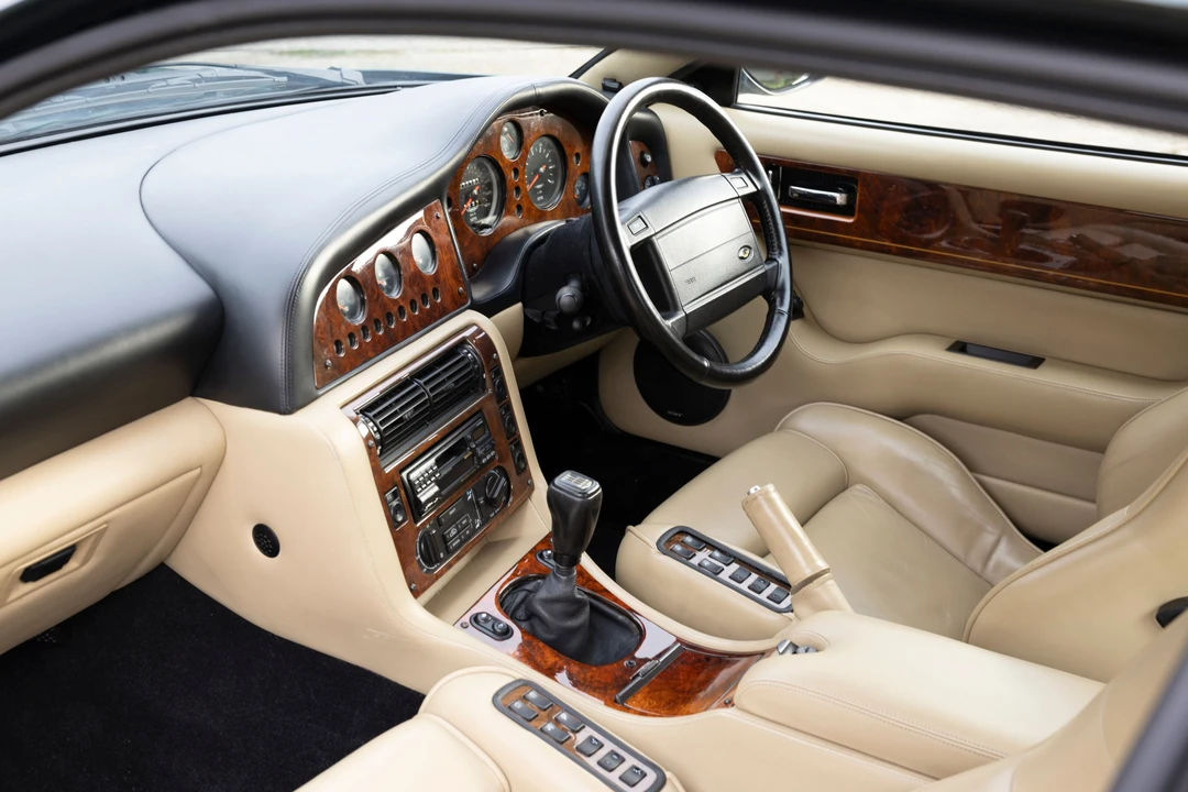 1994 Aston Martin Vantage (1993-2000) - Image 9 of 23