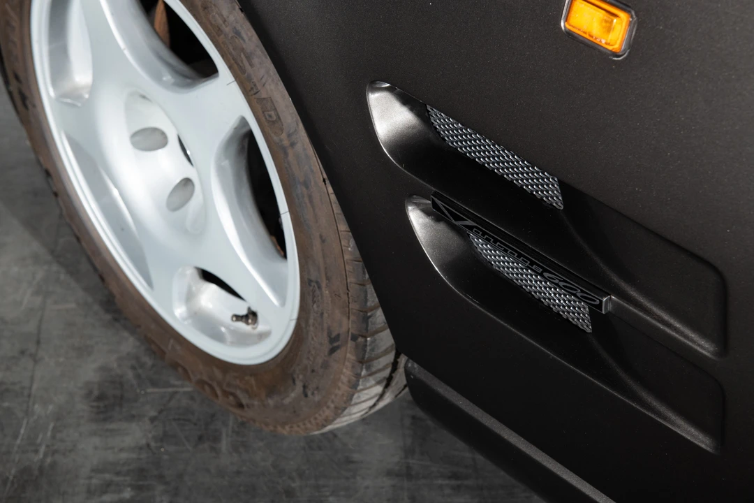 1994 Aston Martin Vantage (1993-2000) - Image 17 of 31
