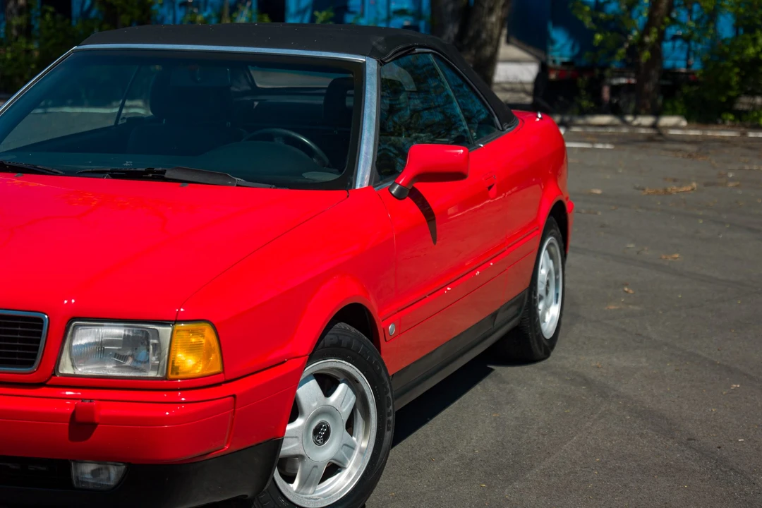 1994 Audi Coupe & Cabriolet - Image 25 of 31
