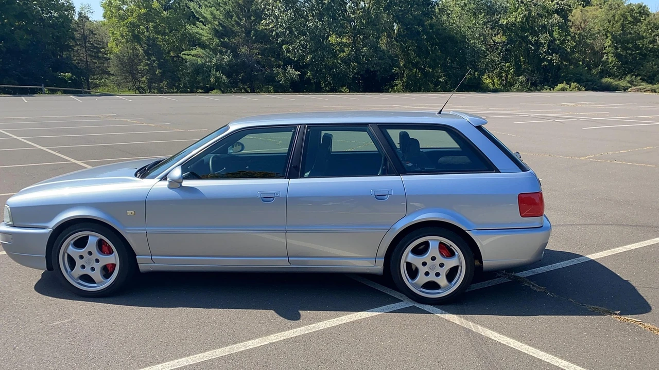 1994 Audi RS2 Avant - Image 18 of 31