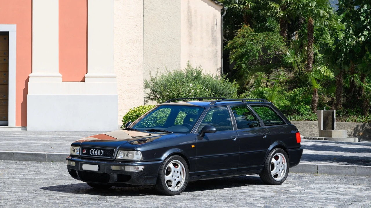 1994 Audi RS2 Avant - Image 11 of 31