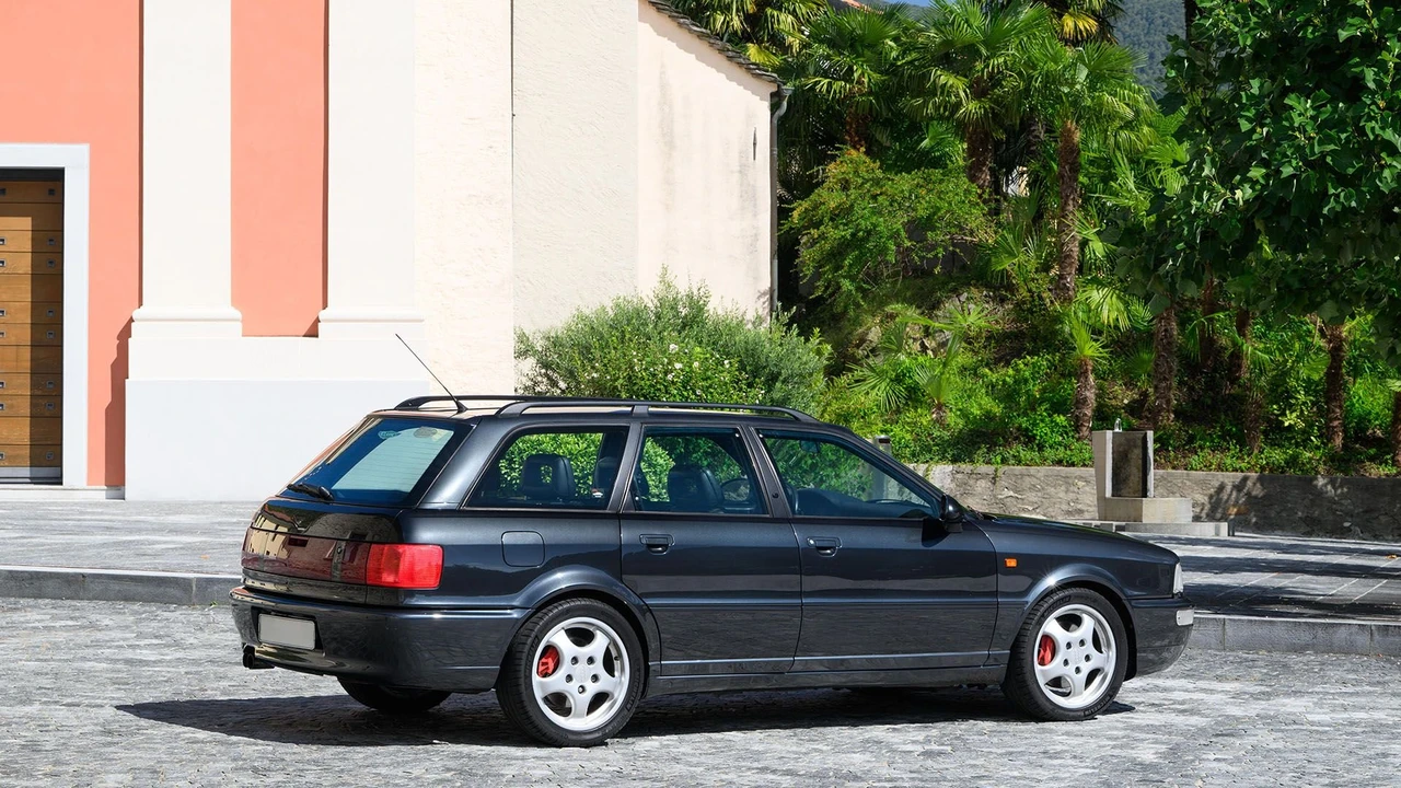 1994 Audi RS2 Avant - Image 12 of 31