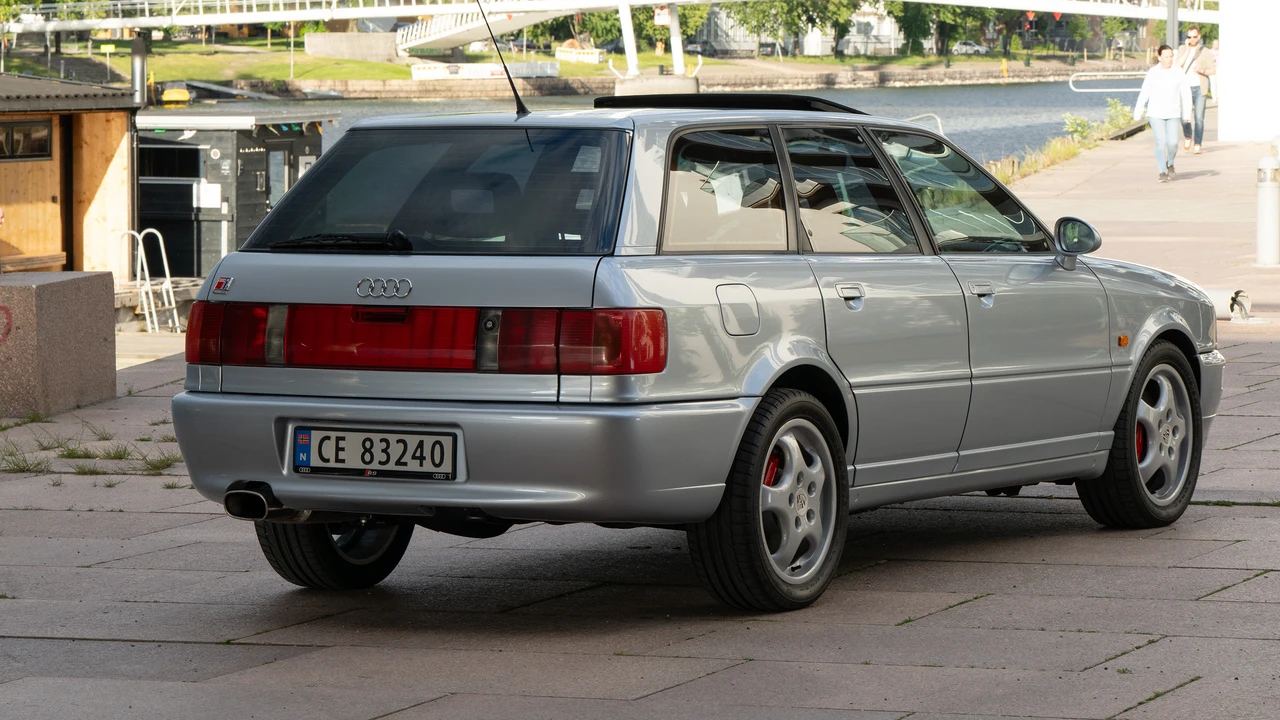 1994 Audi RS2 Avant - Image 19 of 31