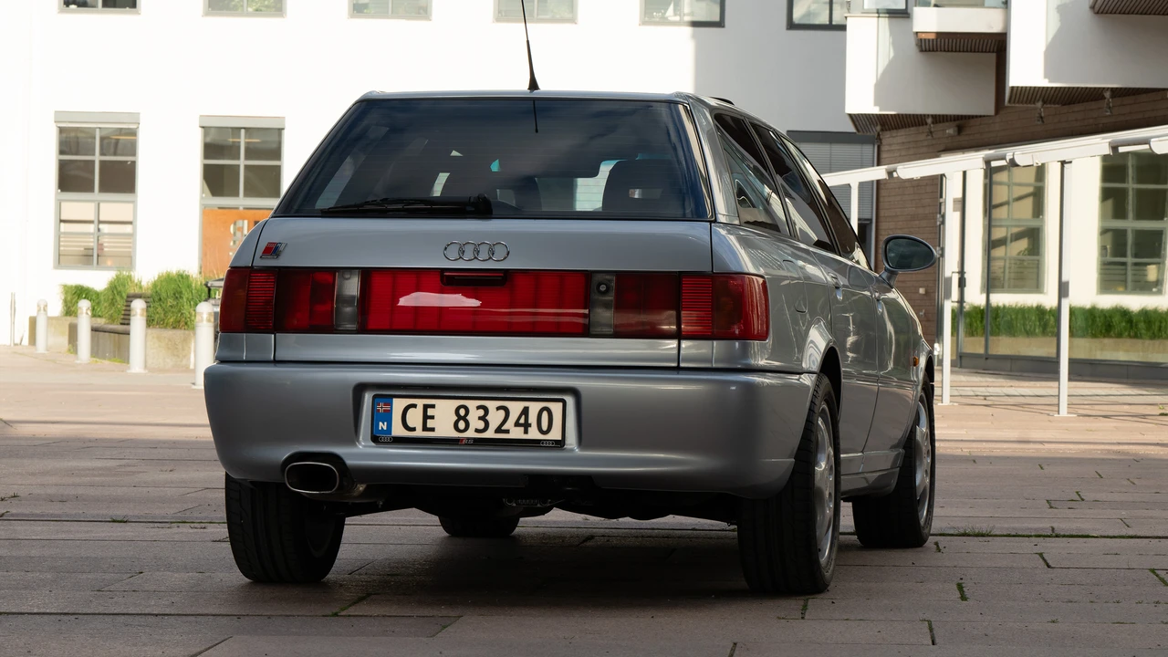 1994 Audi RS2 Avant - Image 26 of 31