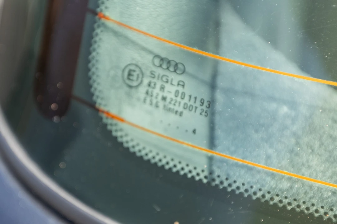 1994 Audi S2 - Image 28 of 31