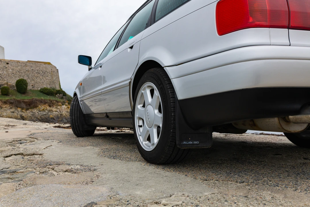 1994 Audi S2 - Image 29 of 31