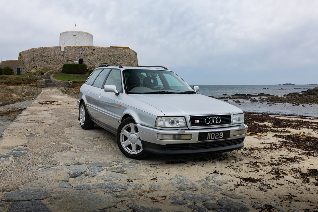 1994 Audi S2 - Image 8 of 31