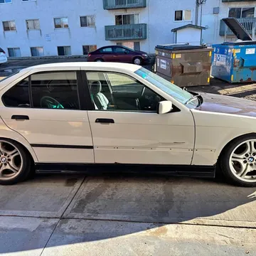 1994 BMW 325i