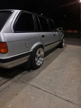 1994 BMW 3 Series 318i Sedan 4D