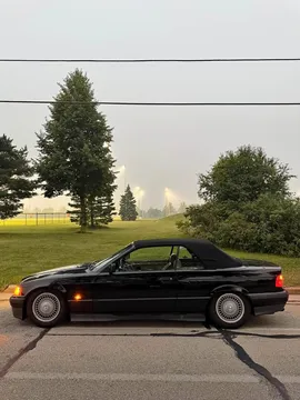 1994 BMW 3 Series 325i Convertible