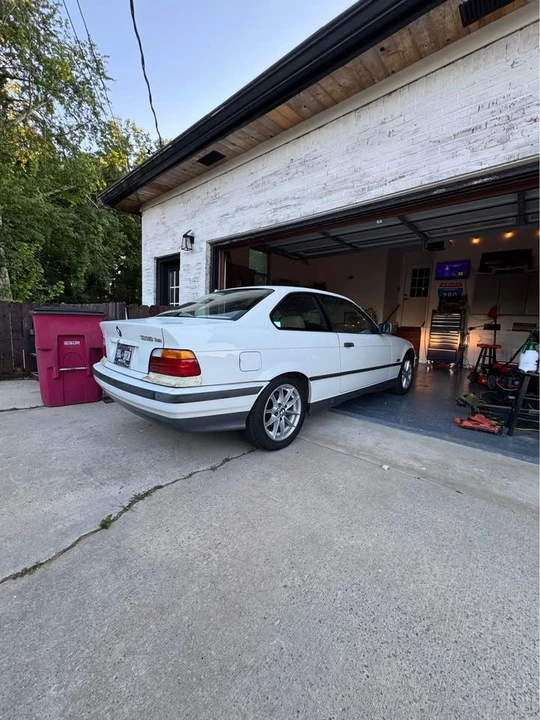 1994 BMW E36 3 Series - Image 3 of 16