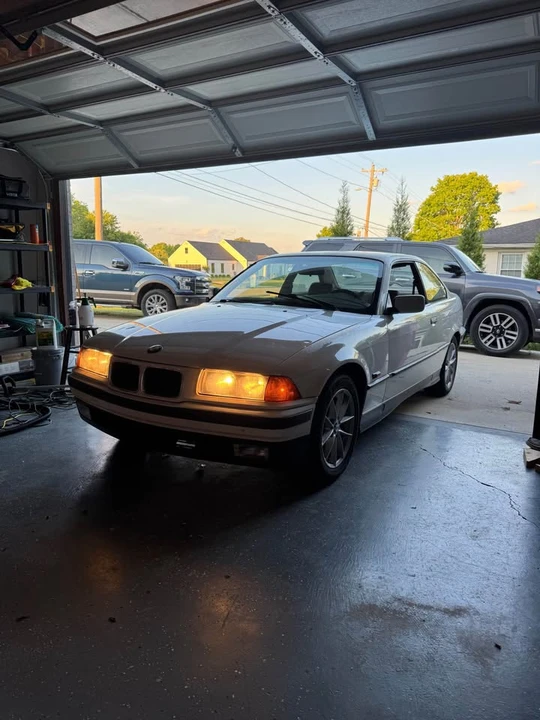 1994 BMW E36 3 Series - Image 5 of 16