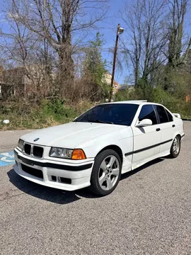 1994 BMW 325i Sedan