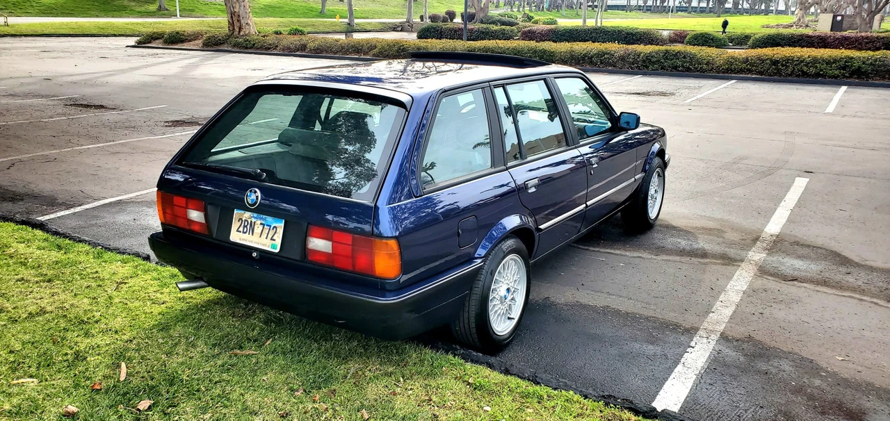 1994 BMW E30 3 Series - Image 7 of 31