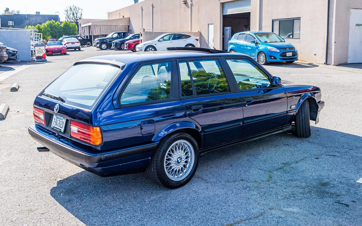 1994 BMW E30 3 Series - Image 19 of 31
