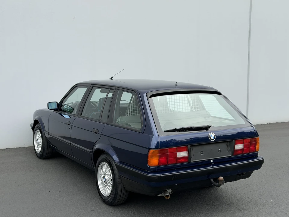 1994 BMW E30 3 Series - Image 11 of 31