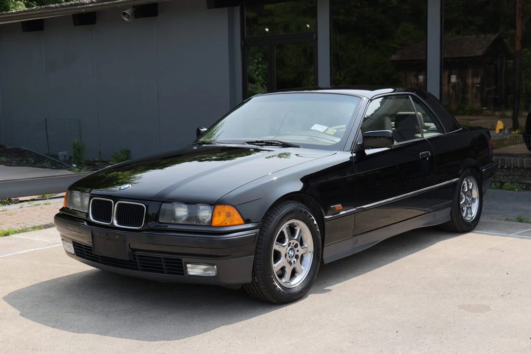 1994 BMW E36 3 Series - Image 2 of 31