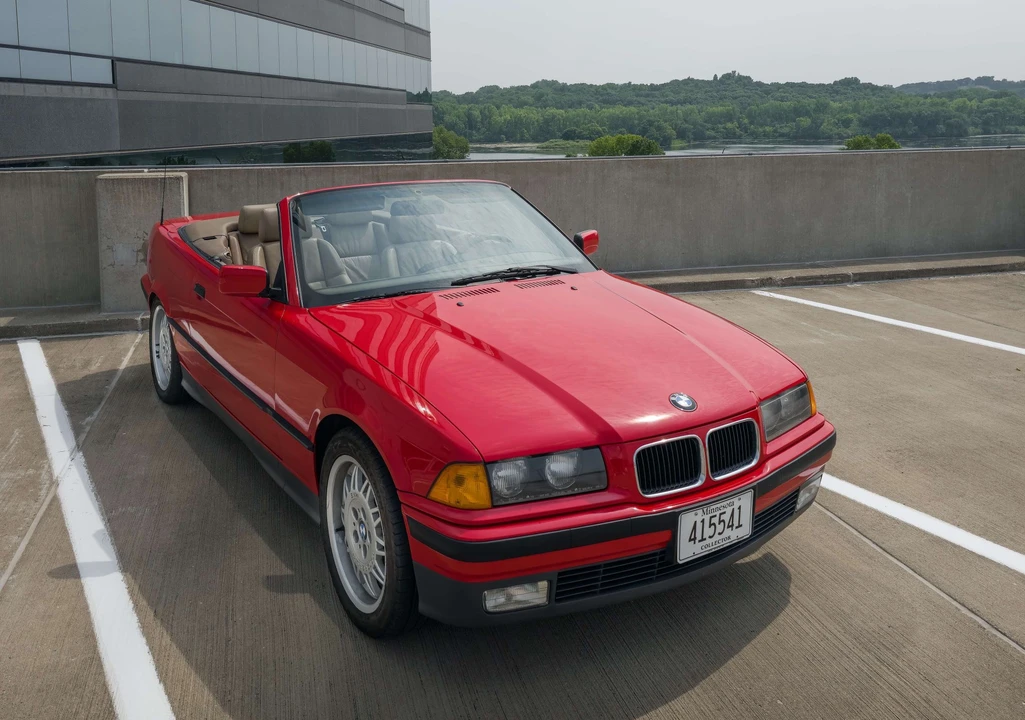 1994 BMW E36 3 Series - Image 2 of 31