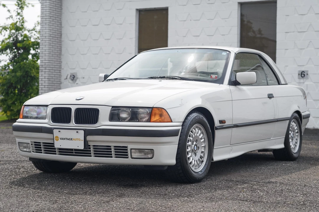 1994 BMW E36 3 Series - Image 2 of 31