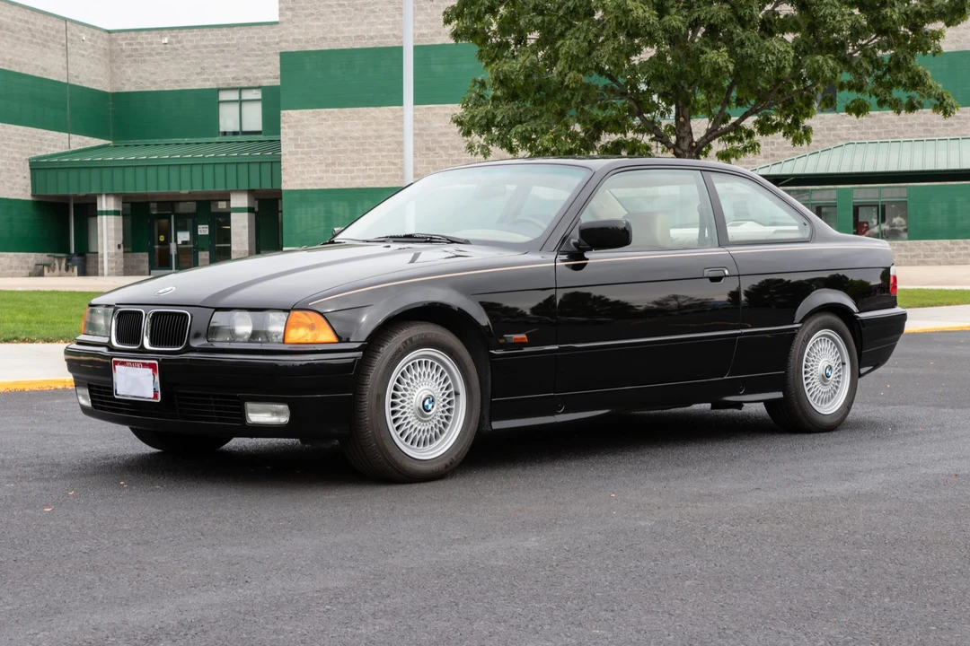 1994 BMW E36 3 Series - Image 2 of 31