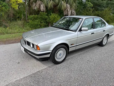1994 BMW 5 Series 525i Sedan 4D