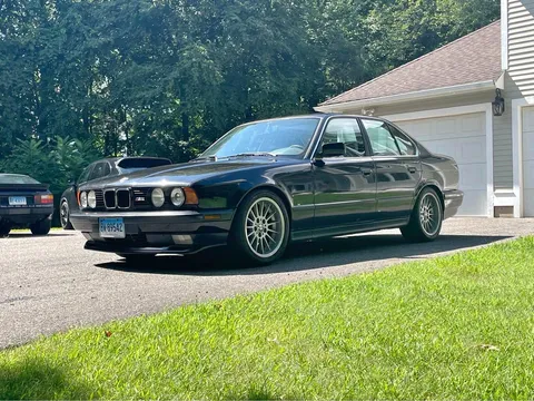 1994 BMW 5 Series 525i Sedan 4D