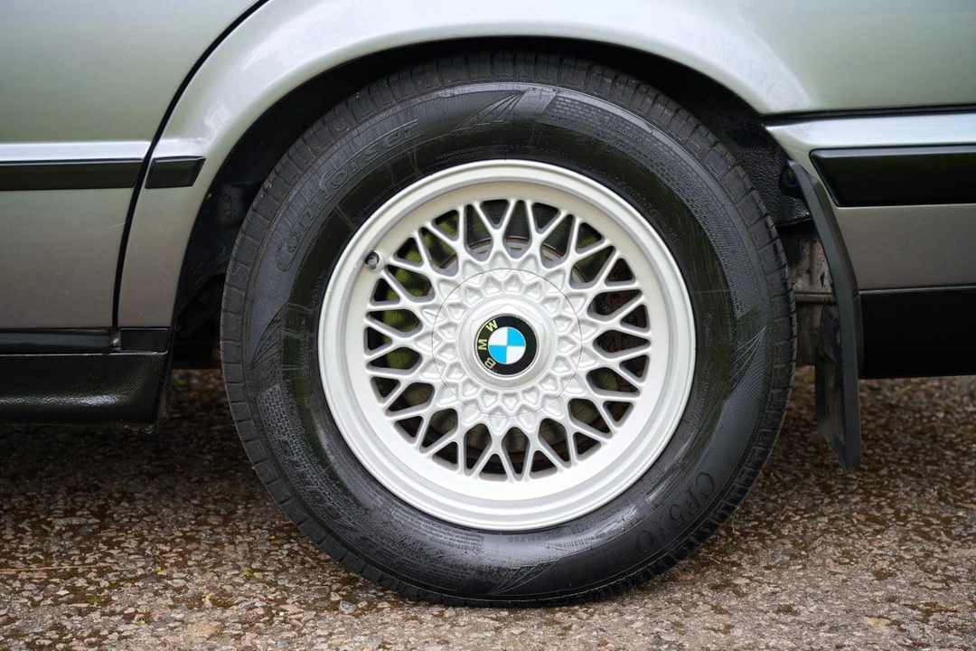 1994 BMW E34 5 Series - Image 24 of 30