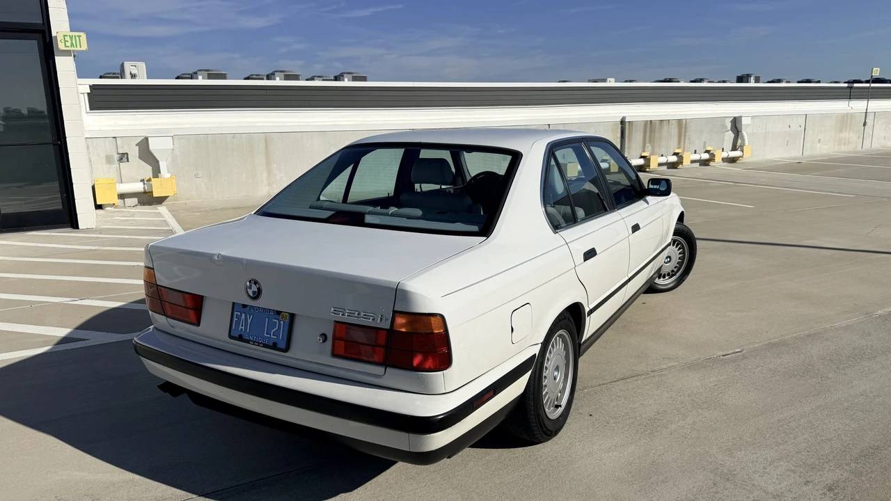 1994 BMW E34 5 Series - Image 10 of 31