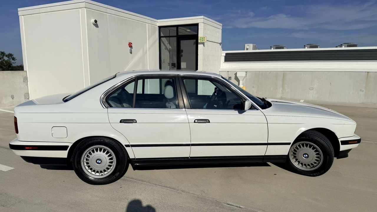 1994 BMW E34 5 Series - Image 8 of 31