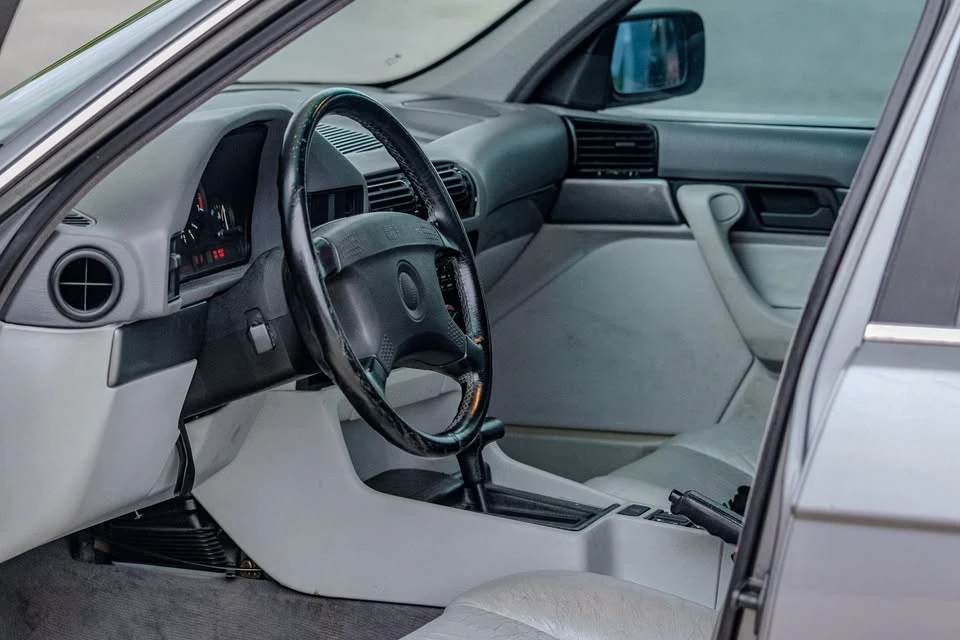 1994 BMW E34 5 Series - Image 2 of 4
