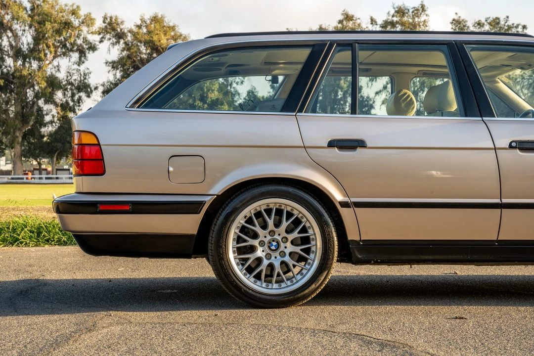 1994 BMW E34 5 Series - Image 10 of 31